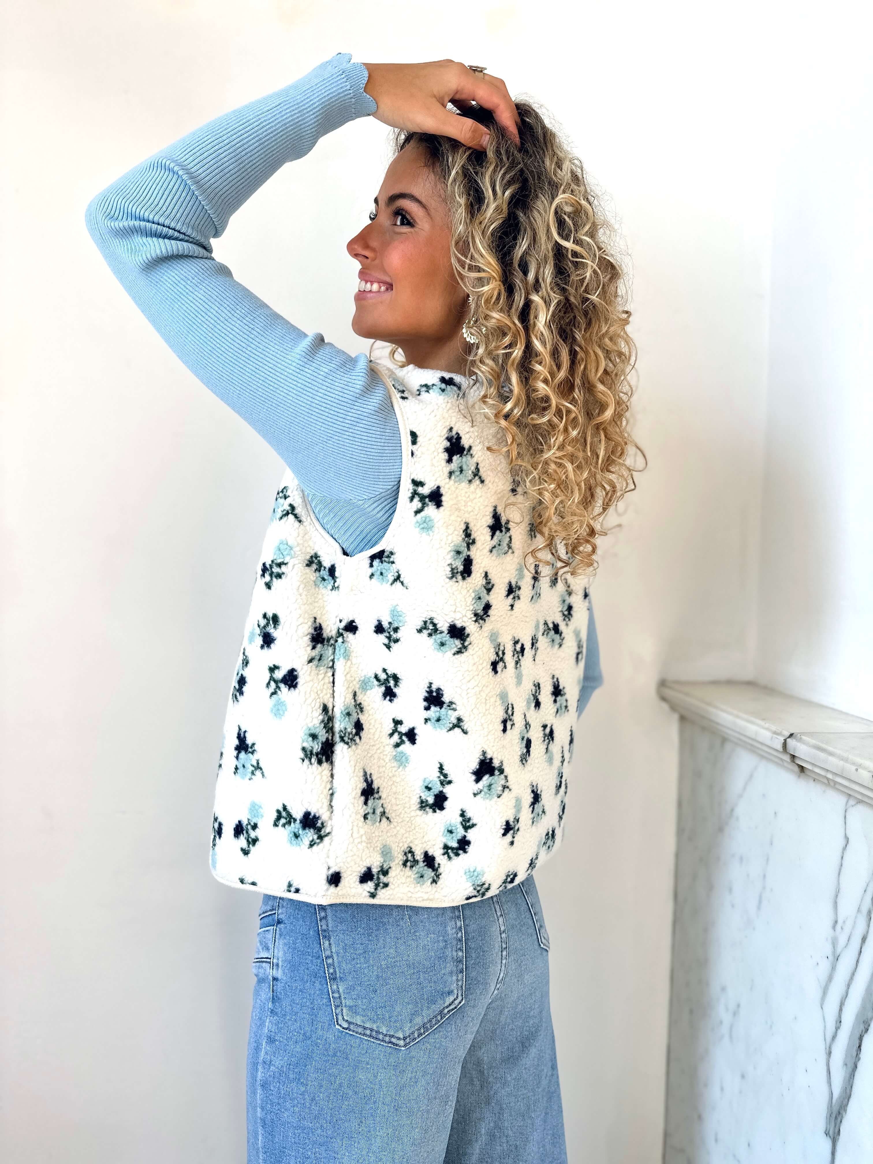 Gilet - BLUE FLOWERS - Image 4