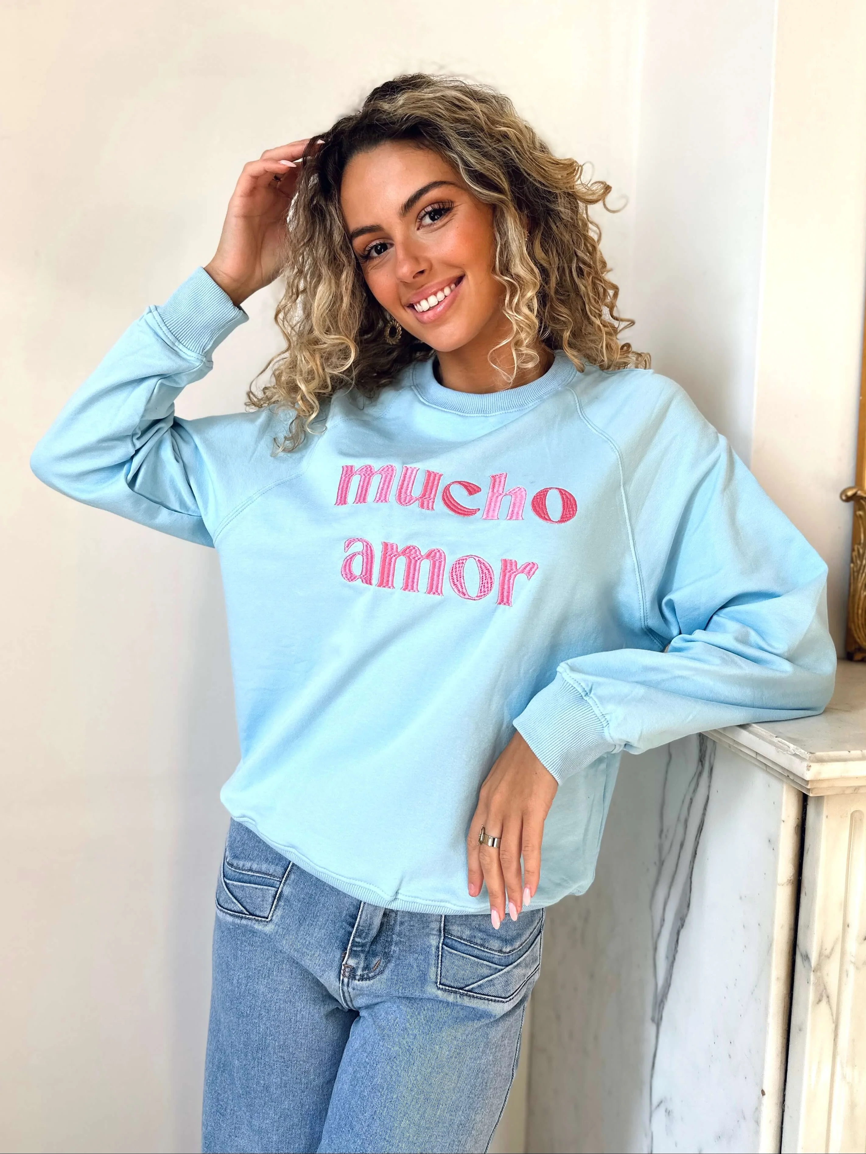 Pull bleu ciel - MUCHO AMOR - Image 2